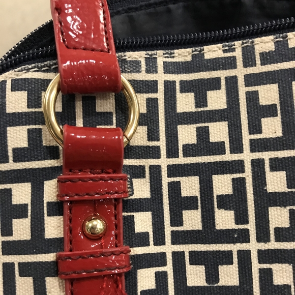 Tommy Hilfiger Bag - Picture 2 of 7